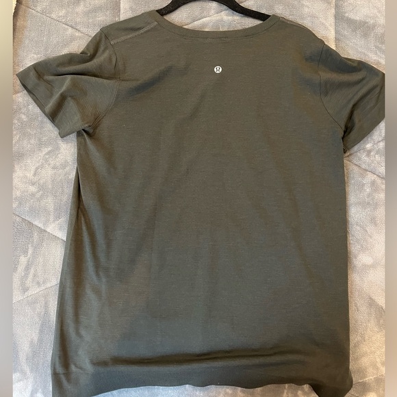 Lululemon black relaxed swifty tech - Picture 2 of 3